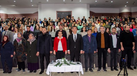 Selçuk Üniversitesinde şehitler anıldı 